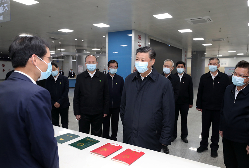 2021年3月23日，習(xí)近平在福建三明沙縣農(nóng)村產(chǎn)權(quán)交易中心考察。